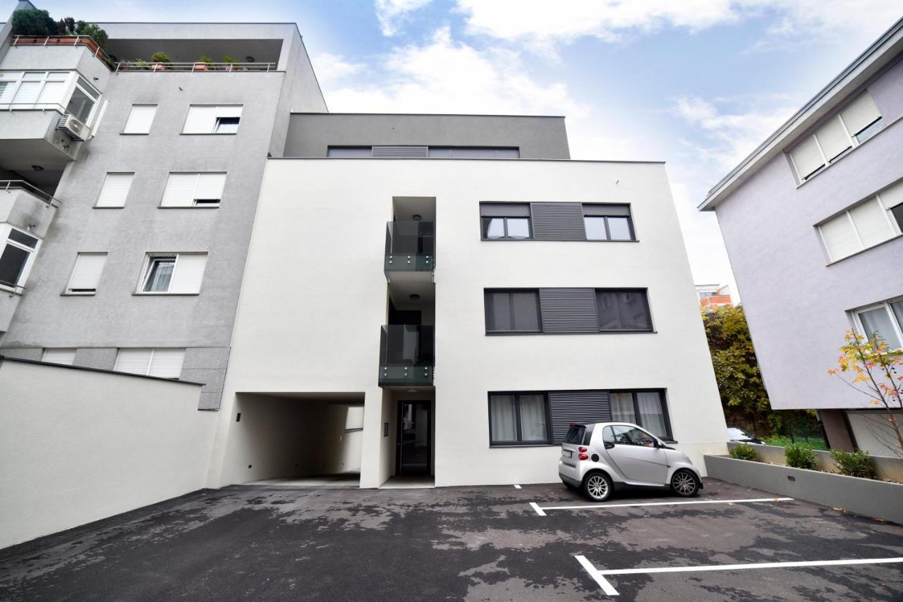 Ophelia Apartment With Parking Zagreb Dış mekan fotoğraf